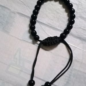 Black Adjustable Bracelet.