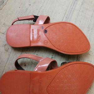 Branded Slippers For Sale