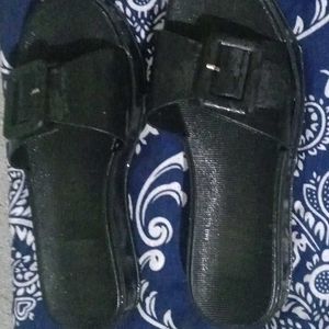 Pure Black Flipflop Slipper