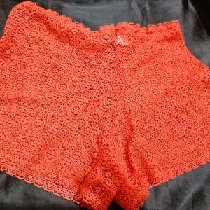 Net Stretchable Shorts