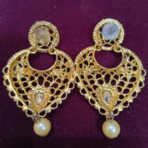 Traditional earrings