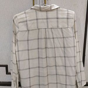 H&M Off White Shirt