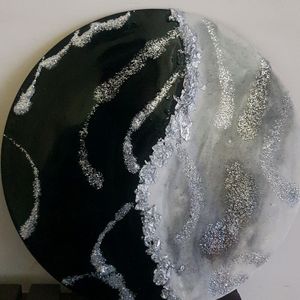 Black N White Resin Art