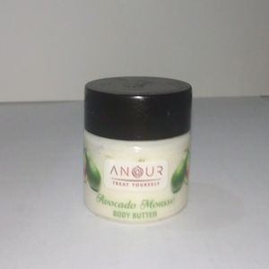 Moisturizer With Avocado Mousse