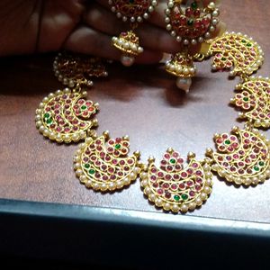 Antique Traditional Stye Gold Jewellery Set