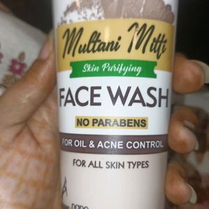 Biofresh Pure Heart Multani Mitti Face Wash