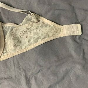 Jessica Simpson Padded Bra