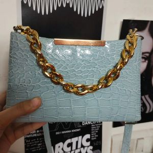 aesthetic cyan hand bag