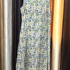 Anarkali Kurti (Sleeveless)