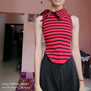 Stripe Side Cross Zipper Neck Sleeveless Top