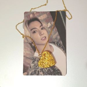 Anti Tarnish photo Locket