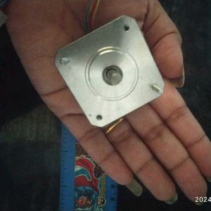 Stepper Motor Only Last 9 Pc Left