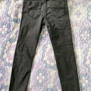 Boy's Pants 9-10y