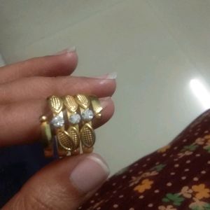 Too Shiny Spiral Finger Golden Ring