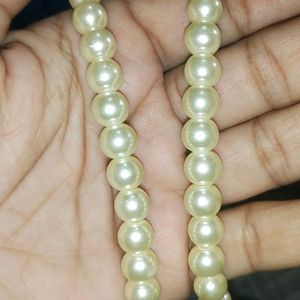 white moti long chain