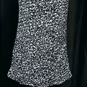 Sleeveless Fitted Top