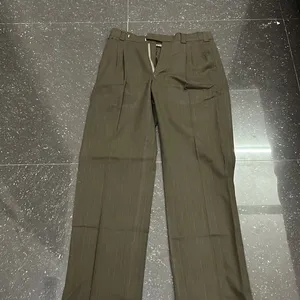 LIGHT OLIVE COLOR MEN PANT