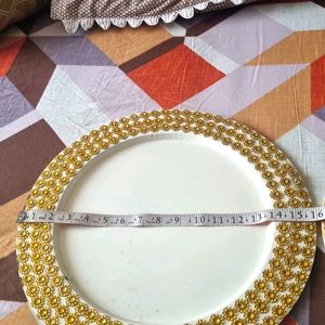 METAL ROUND EMBELLISHED TRAYS - SET OF 2