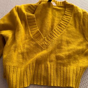 H&M Knit Crop Sweater