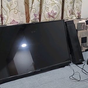 32 Panasonic TV And Music System