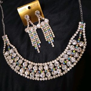 Jewellery Set With Earrings