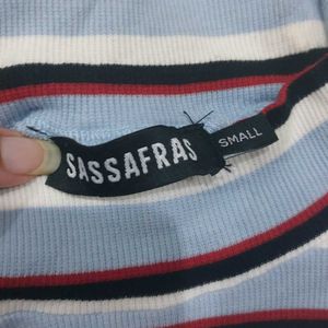 Sassfaras Fitted Top