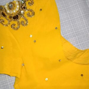 Designer Blouse 💛