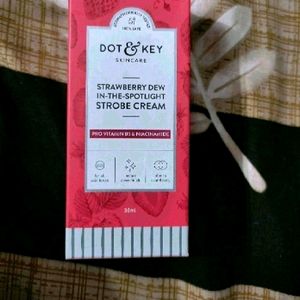 Dot Nd Key Stobe  Cream New Sealed Pack No Coin