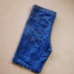 VANHEUSEN SPORT SHORTS