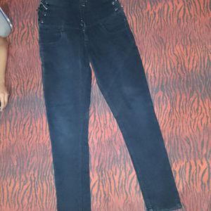 Streachable Jeans For Women And Girls