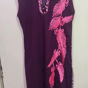 Sleeveless Chiffon Embroidery Kurti