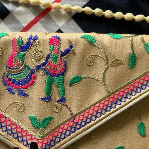 hand embroidered traditional slingbag for navratri