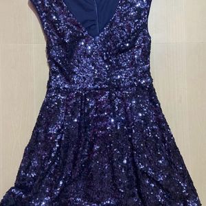 FOREVER 21 Medium Midnight Blue Sequin Prom/Cockta