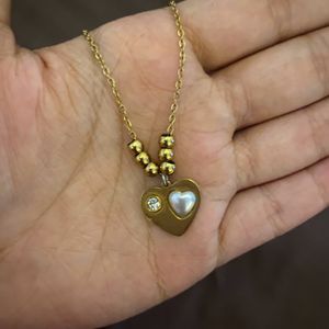 Aesthetic Heart Golden Necklace with pearl 🧡