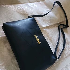 Black Slingbag