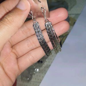 Elegant Silver Shiny Dangling Earring