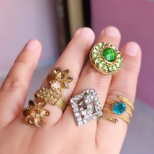 Combo Rings For Women’s (Green,blue,golden,white)