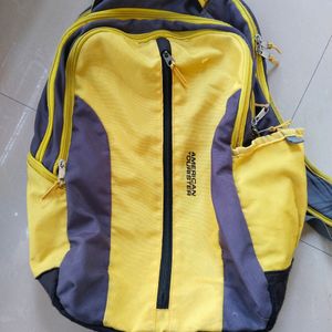 American Tourister Bagpack