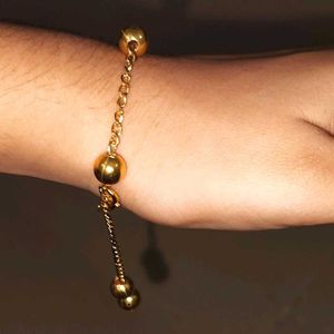 Gold Minimal Bracelet