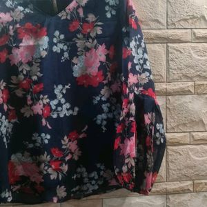 Full Sleeve Floral Print Top