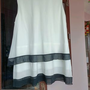 White Sleeveless Top For Women