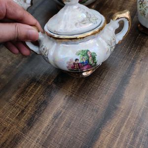 tea pot