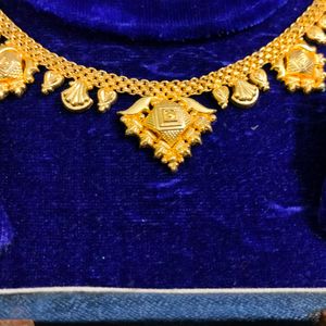 Gold Jewellery Set