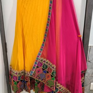 Beautiful Lahenga Dupatta Set