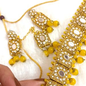 Beautiful Festive And Wedding Friendly Yellow Set