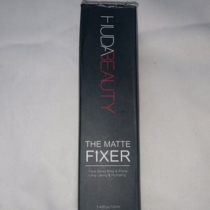 Sale 📢📢New HUDABEAUTY Matte Fixer