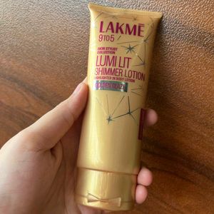 Lakme Lumi Lit Highlighter in Body Lotion with Hya