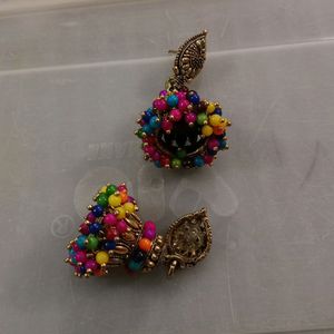 Jhumka Earrings..