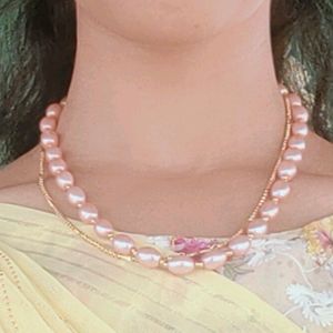 Stylish Neckpiece