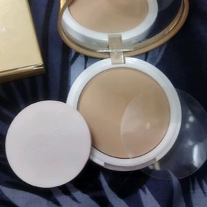 Myglamm Super Serum Compact